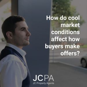 How do cool market conditions affect how buyers make offers?